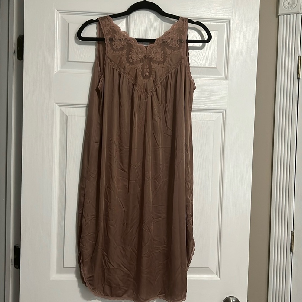 Miss Elaine night dress